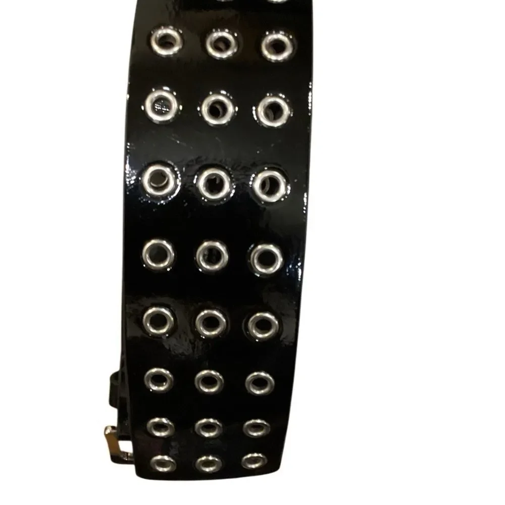 NWT UO Urban Outfitters Black Three ring GrommetTriple Eyelet Belt Size Medium